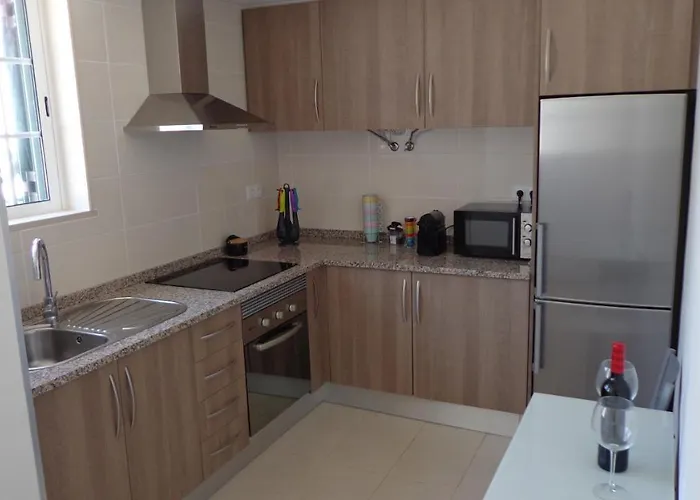 Apartment Nunes Apartments Mexilhoeira da Carregacao