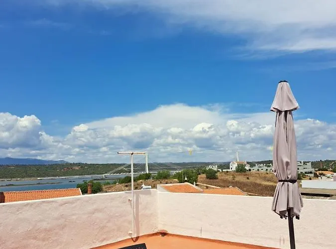 Nunes Apartments * Mexilhoeira da Carregacao