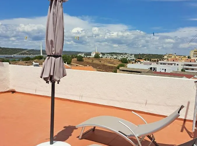 Nunes Apartments * Mexilhoeira da Carregacao