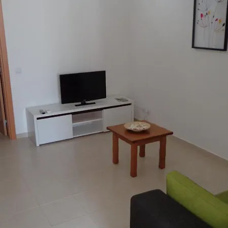 Nunes Apartments