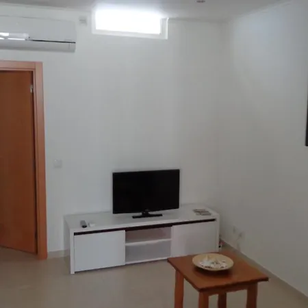 Nunes Apartments * Mexilhoeira da Carregacao