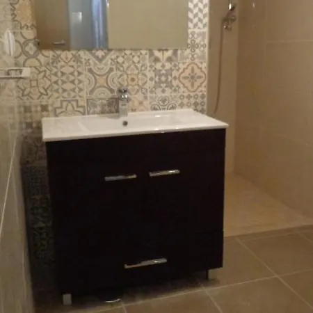 Nunes Apartments Apartment