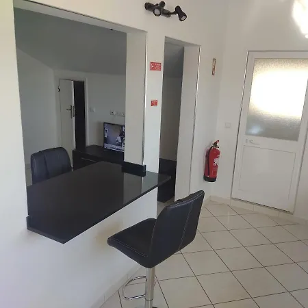 Apartment Nunes Apartments Mexilhoeira da Carregacao